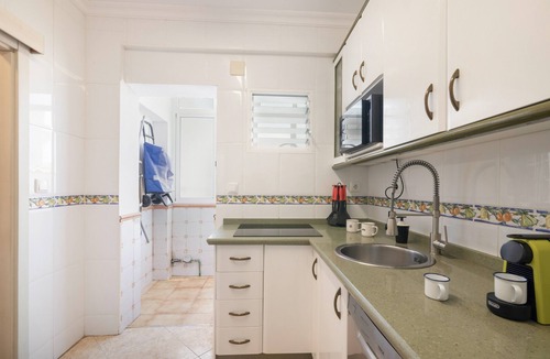 Punta Umbria Apartment | Cisne del Mar Apartment with Private Terrace, Wi-Fi and Air Conditioning