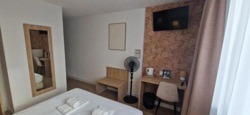 Challans Hotel | Cit'Hôtel Le Quai 9