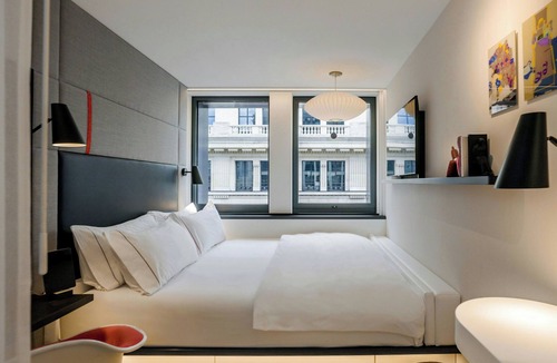 Faubourg-du-Roule Hotel | citizenM Paris Champs-Élysées