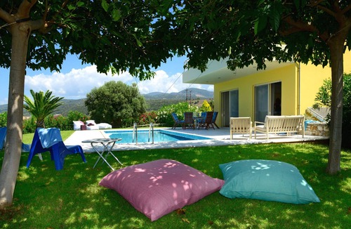 Trifylia Villa | Citron Pale luxury Villa, Dimitras Villas, Kalo Nero Beach, Messinia