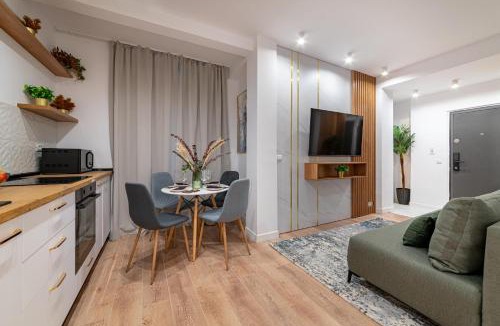 Bucharest City-Centre Apartment | City Center Elegance - Stylish 2BR Apartment at Piata Amzei
