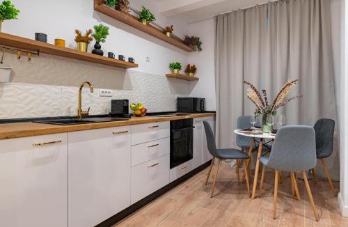 Bucharest City-Centre Apartment | City Center Elegance - Stylish 2BR Apartment at Piata Amzei