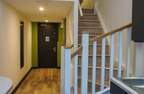 Leeds City Center Apartment | City Centre Loft Studio