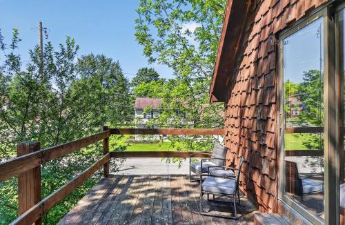 West Seneca Apartment | City Explorer Basecamp Buffalo Duplex