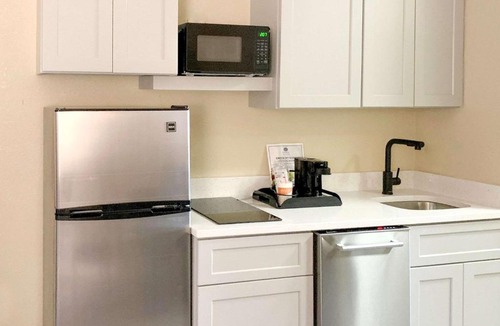 Waterloo Hotel | City Express by Marriott Elkridge