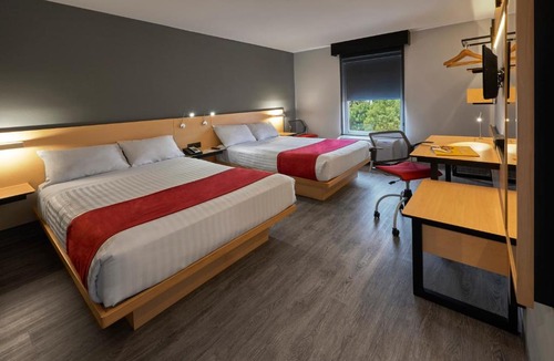 Irapuato Hotel | City Express by Marriott Irapuato
