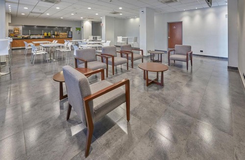Irapuato Hotel | City Express by Marriott Irapuato Norte