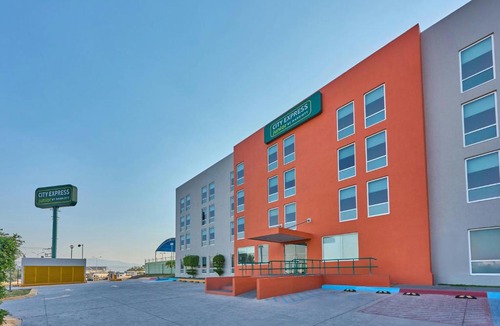 Tlaquepaque Hotel | City Express Junior by Marriott Guadalajara Periferico Sur