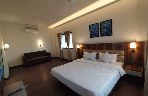 Nanded Hotel | City Point Executive