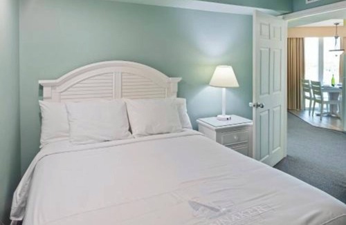 Ormond Beach Resort | City-View 1BR Condo – Full Kitchen, Resort Pool Access & Ideal Central Location