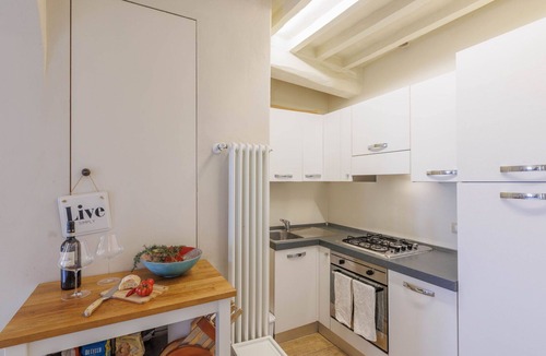 Cortona Apartment | City/Village Apartment in Cortona with 1 bedrooms sleeps 4