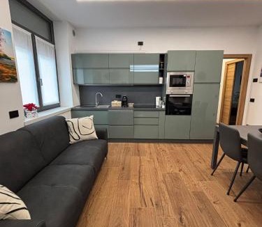 Tirano Apartment | Civico 10