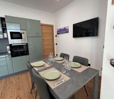Tirano Apartment | Civico 10