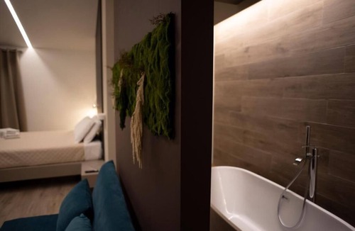 Crotone Bed & Breakfast | Civico 56