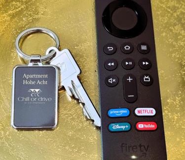 Rodder Apartment | CJS Apartments - Chill or Drive am Nürburgring, new Box Spring Beds, new furniture, free Parking, WLan, TV-Streaming, Quiet Location