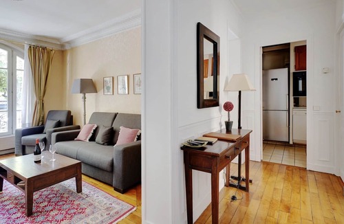 Clignancourt Apartment | Clair de Lune-Beautiful two bedrooms apartment in the heart of Montmartre