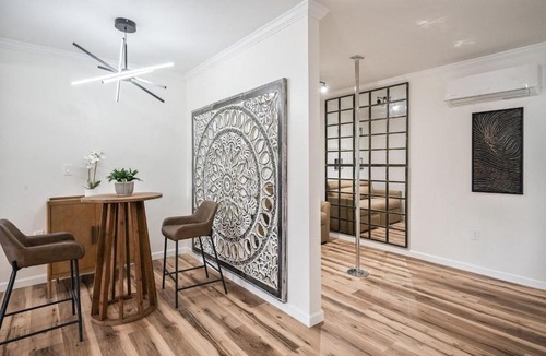 Kokomo Apartment | Clair de Lune private Studio a Romantic Retreat