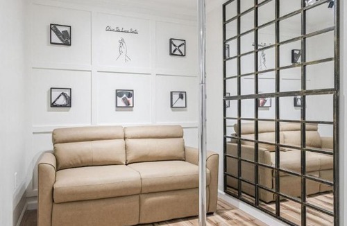Kokomo Apartment | Clair de Lune private Studio a Romantic Retreat