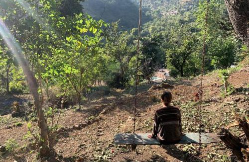 Sirala Hostel | Clan BoHo - WiFi enabled mountain stay with nourishing farm to table meals