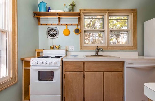 Oostburg House | Clara's Cottage, On Lake Michigan