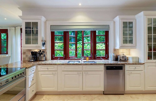 Gibbs Bay Villa | Claridges 10 Luxury villa