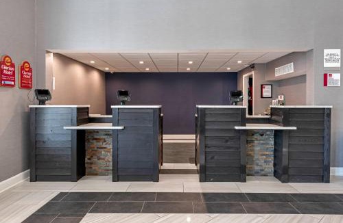 Lexington Hotel | Clarion Hotel Conference Center Lexington North