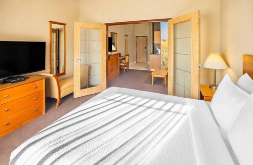 Rimbey Hotel | Clarion Pointe