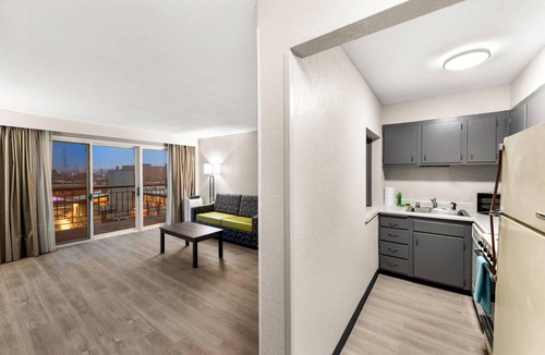 Rhinelander Hotel | Clarion Pointe Rhinelander Downtown