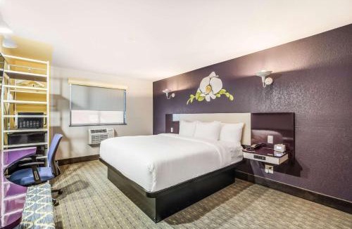 Tallahassee Hotel | Clarion Pointe Tallahassee-State Capitol