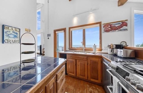 Tenants Harbor House | Clark Point Cottage, ocean access, panoramic views