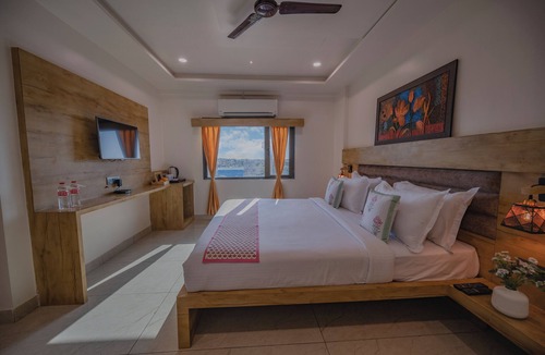 Somnath Hotel | Clarks Collection Somnath