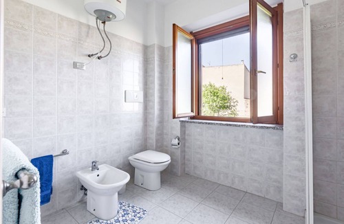 Calasetta Apartment | Clasetta-nice Apartment Near Sottotorre Beach
