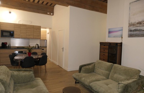 1st Arrondissement Apartment | Classé 4 Presqu'ile Saint Nizier Coeur de Lyon