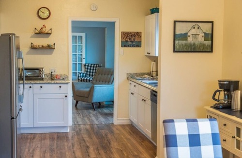 Sequim House | Classic 1914 Sequim Farmhouse Offers Charm, Relaxation, & Fun For The Whole Family!