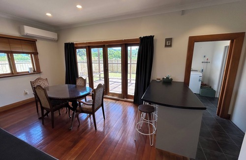 Featherston House | Classic, Comfy and Cosy 1922 Bungalow, with modern comforts, in Featherston.