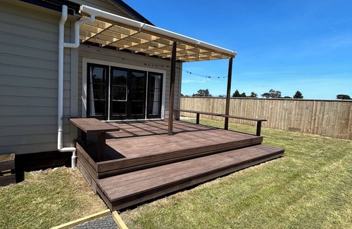 Featherston House | Classic, Comfy and Cosy 1922 Bungalow, with modern comforts, in Featherston.