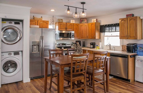 Valois House | classic cottage meets modern style.