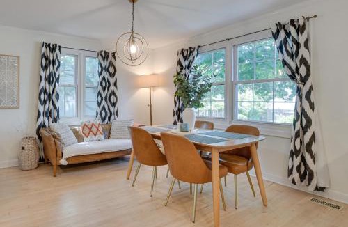 Forest Park House | Classic Forest Park Foursquare < 1 Mi to Blue Line