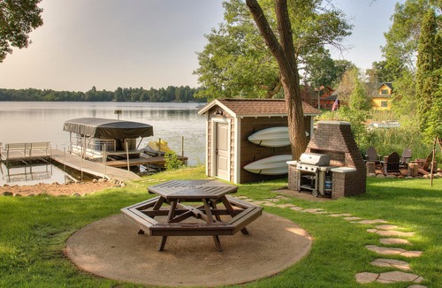 Pillager Cabin | Classic Minnesota Cabin Retreat on Scenic Lake Sylvan! Pontoon Available!