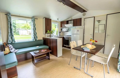 Champagney House | Classic Mobile Home - 2 Bedrooms, Sleeps 4