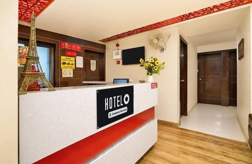 Ahmedabad House | Classic Red Apple