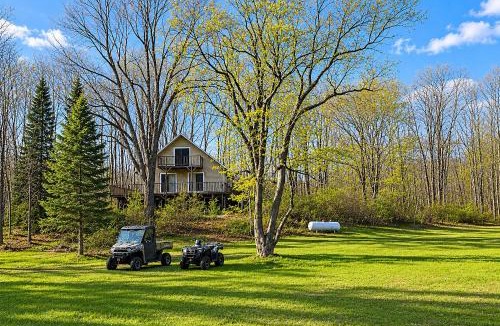 Harrison House | Classic Up North Cabin: Boat, Fish, ATV & Explore