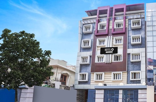 Bullawala House | Classic with BalconyAviral Residency