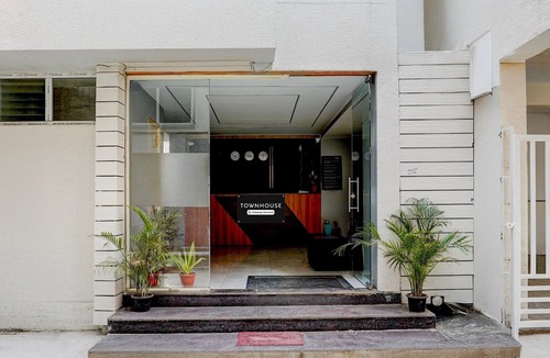 Marathahalli House | Classic With Balconyroyal Avenue