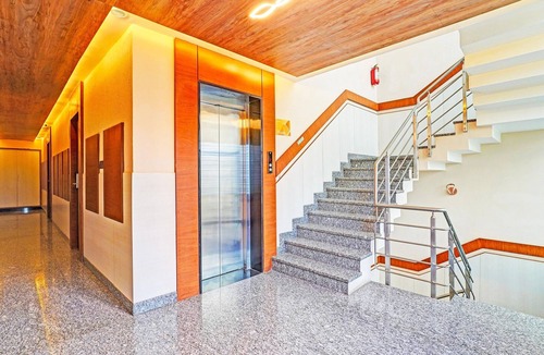 Domlur House | Classic With Twin Bedindiranagar