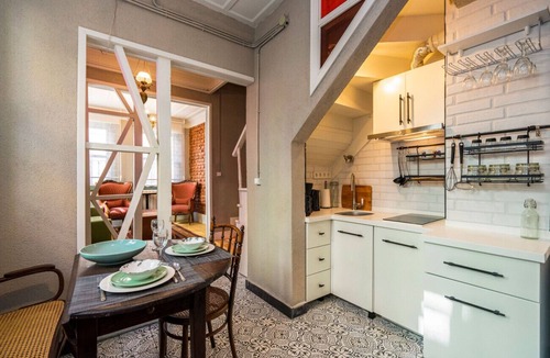 Balat Apartment | Classy Duplex Apartment w Balcony Near Golden Horn