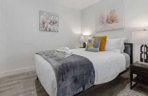 Le Droit Park Apartment | Classy LeDroit Park Oasis / 2-BR Close to METRO