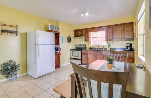 San Benito Cottage | Classy San Benito Vacation Rental With Chiminea!