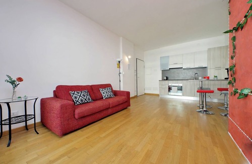 Quartiere XXII Collatino Apartment | Claudia's flat by Domus&Dimore