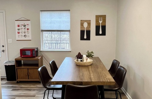 Williamstown House | Clean 3 bedroom, 2.5 bathroom townhouse within minutes of the Ark Encounter!